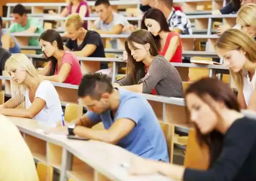 美国拟全面禁止中国学生留学？这事儿特朗普都办不到  第12张